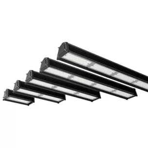 Eclairage LED pour entrepôt avec rack de stockage Eclairage LED pour entrepôt avec rack de stockage