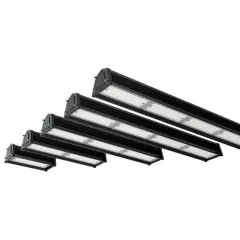 Eclairage LED pour entrepôt avec rack de stockage Eclairage LED pour entrepôt avec rack de stockage