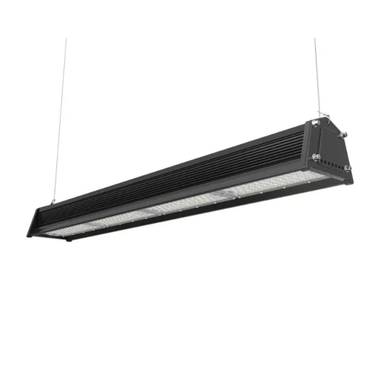 Eclairage LED pour entrepôt avec rack de stockage