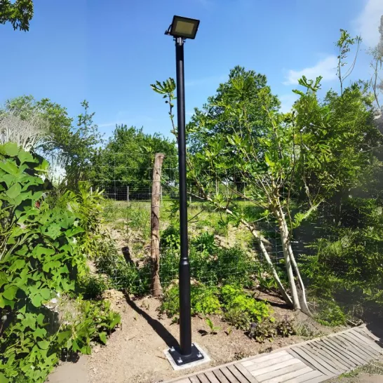 Mât d’éclairage modulaire SPLIT POLE