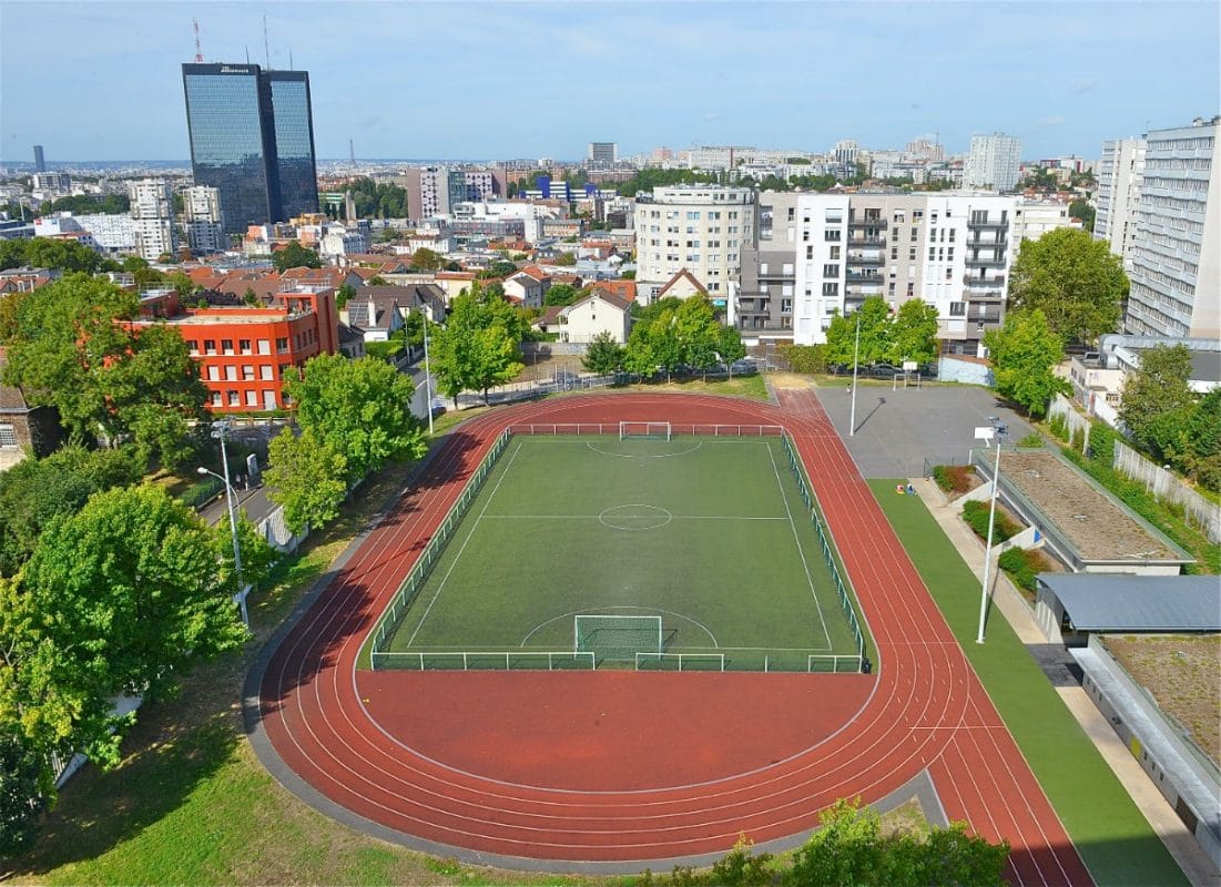 Stade de Bagnolet : 4 mâts d’éclairage | Source : www.ville-bagnolet.fr